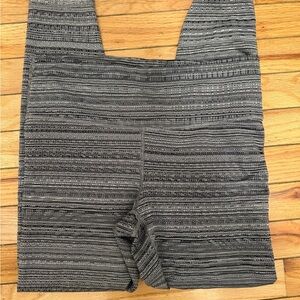 Athleta Patterned Gray Leggings